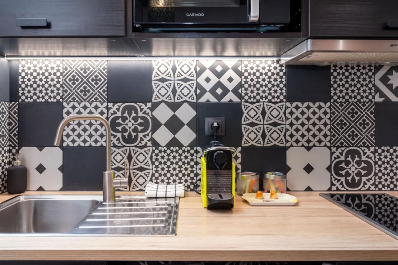 Le 14 Sathonay Apartment Lyon Bagian luar foto